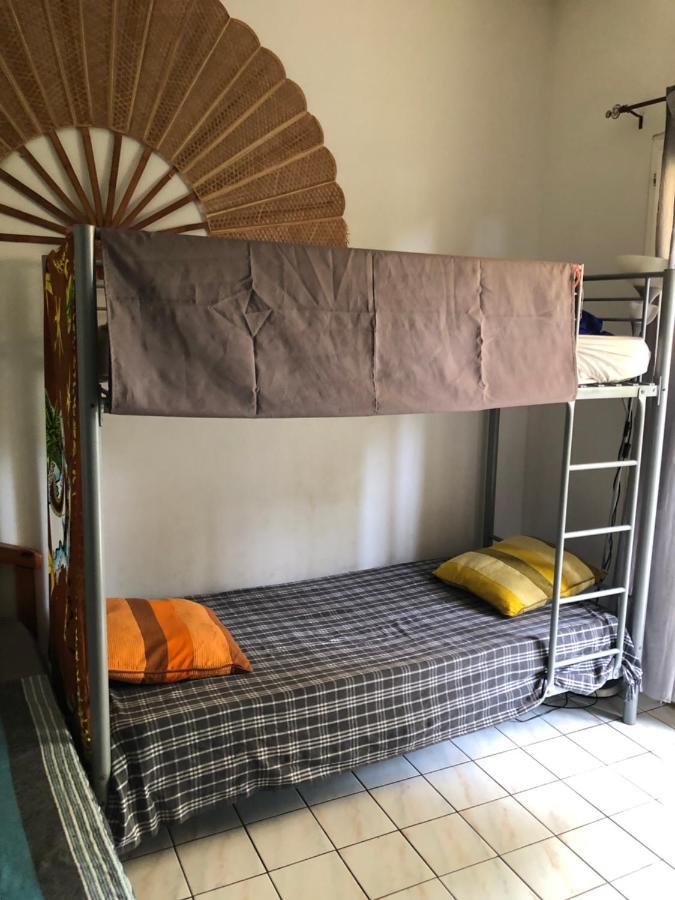 A Pied Dans L'Eau Apartman Saint-Gilles-les Bains Kültér fotó