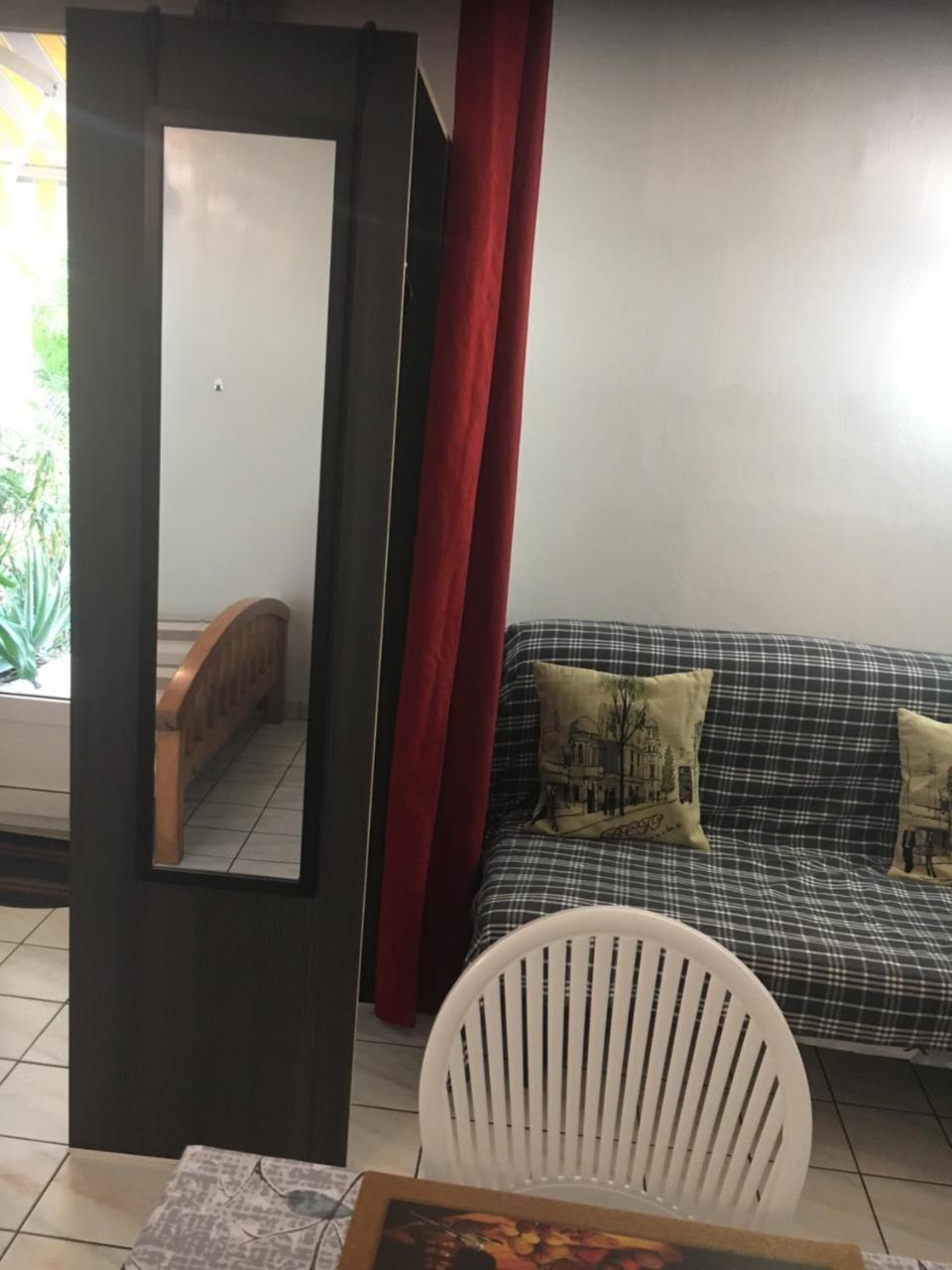 A Pied Dans L'Eau Apartman Saint-Gilles-les Bains Kültér fotó